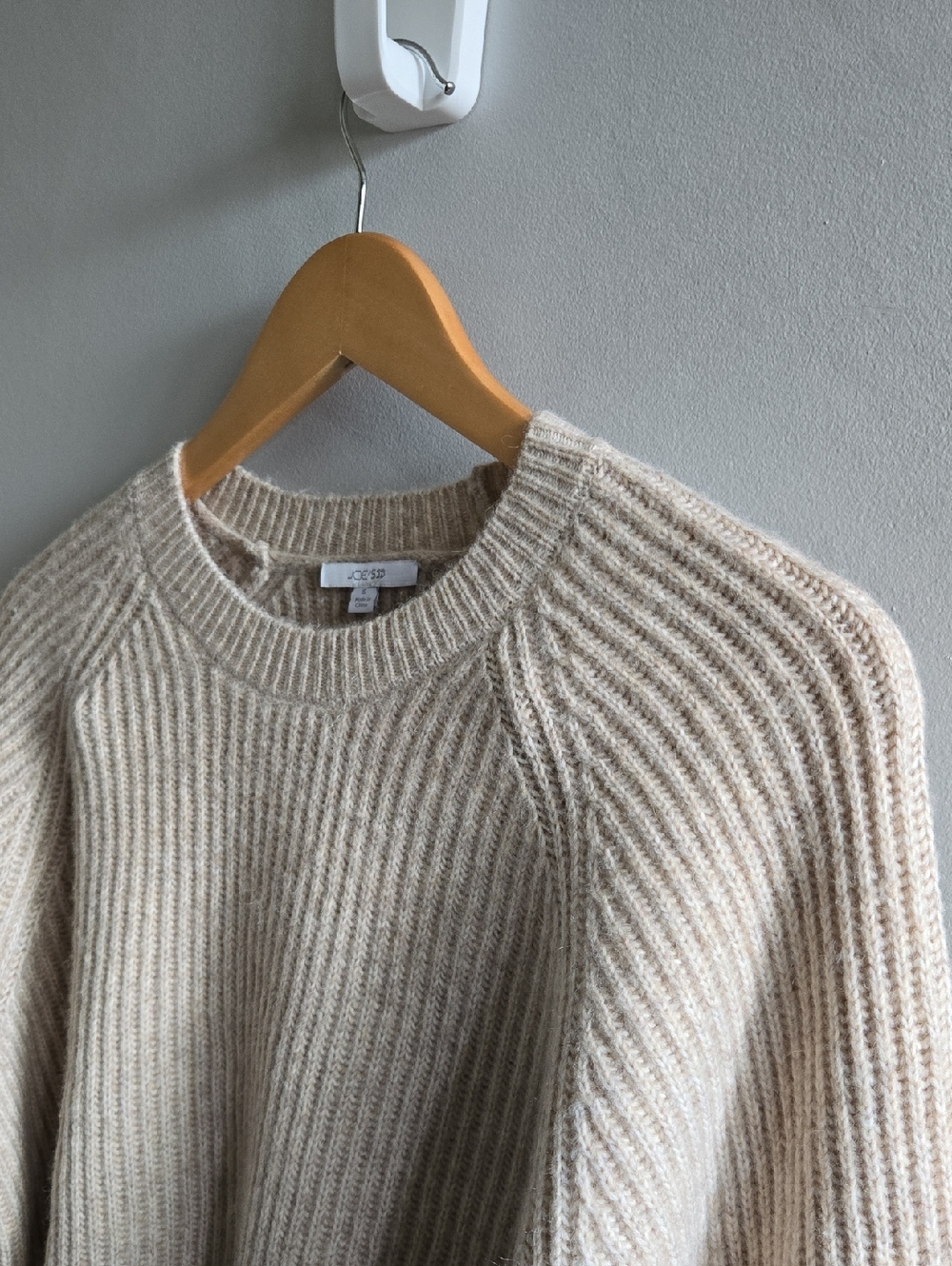 Joe's Jeans The Rey Sweater Double Cream Colour Size Small - Picture 2 of 10